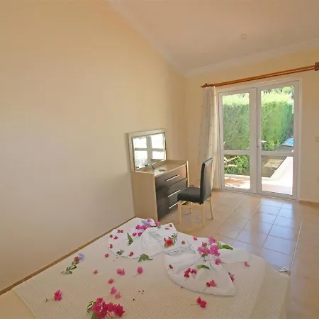 Inside The Site For 6 People In Fethiye, Yaniklar - Awz 234 페티예